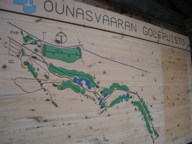 Rovaniemi Ounasvaaran golfpuiston opaste. Hilkka Högström 2011