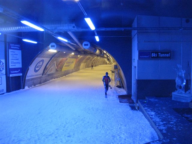 Sotkamo Vuokatin hiihtotunneli. Hilkka Högström 2011