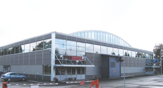 Rovaniemi Lapin Urheiluopiston päärakennus. Hilkka Högström 2011