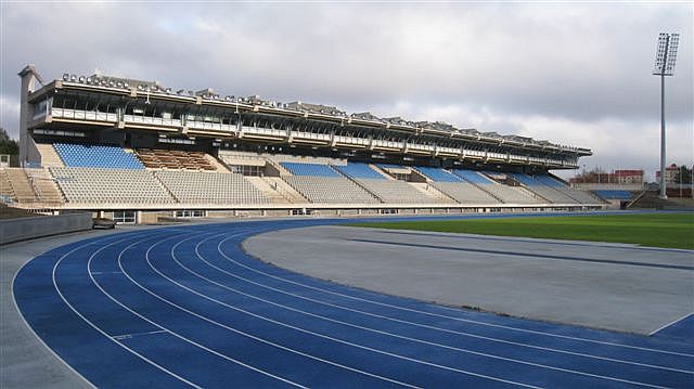 Lahti Lahden urheilukeskuksen stadionin pääkatsomo. Hilkka Högström 2011