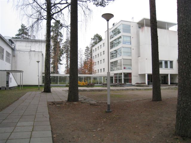 Heinola Vierumäen urheiluopiston keskusalueen rakennuksia. Hilkka Högström 2011
