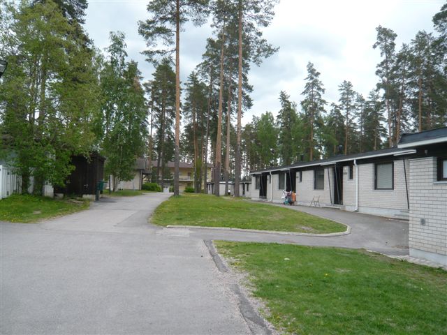 Heinola Vierumäen urheiluopisto, keskusalueen majoitusrivitaloja. Hilkka Högström 2011